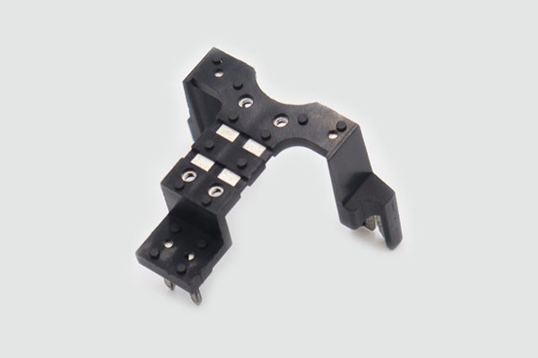 electronic bracket created by injection molded plastic parts manufacturers