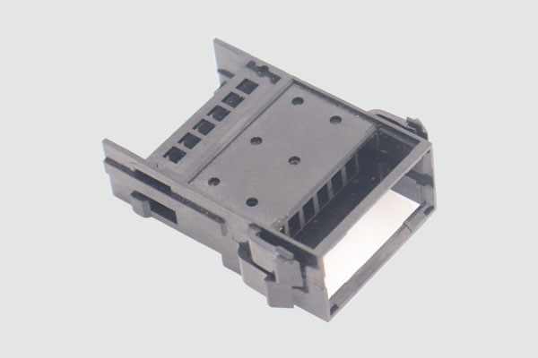 a connector created by plastic injection molding inc