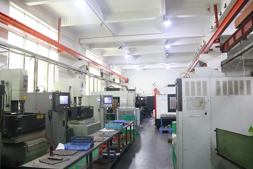 an injection mold maker in China