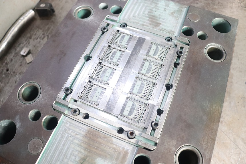 injection mold made by plastic injection mold making company