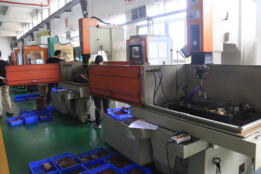 injection mold maker injection mold maker