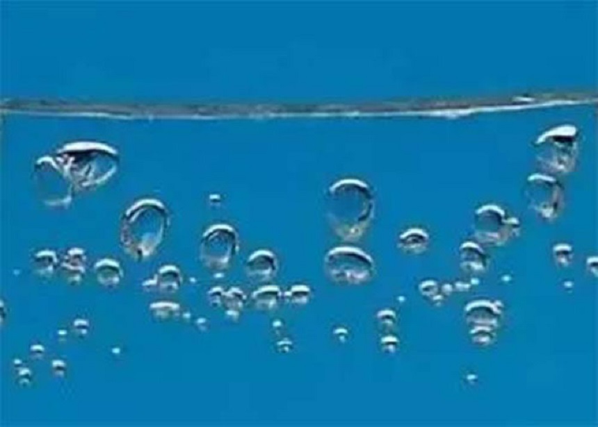 gas bubbles in injection molded parts