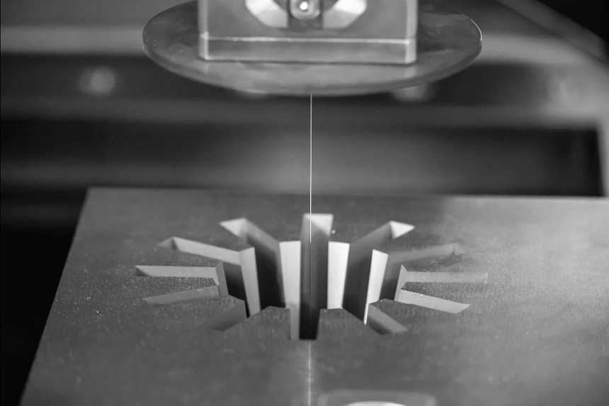 wire cutting for plastic injection mold